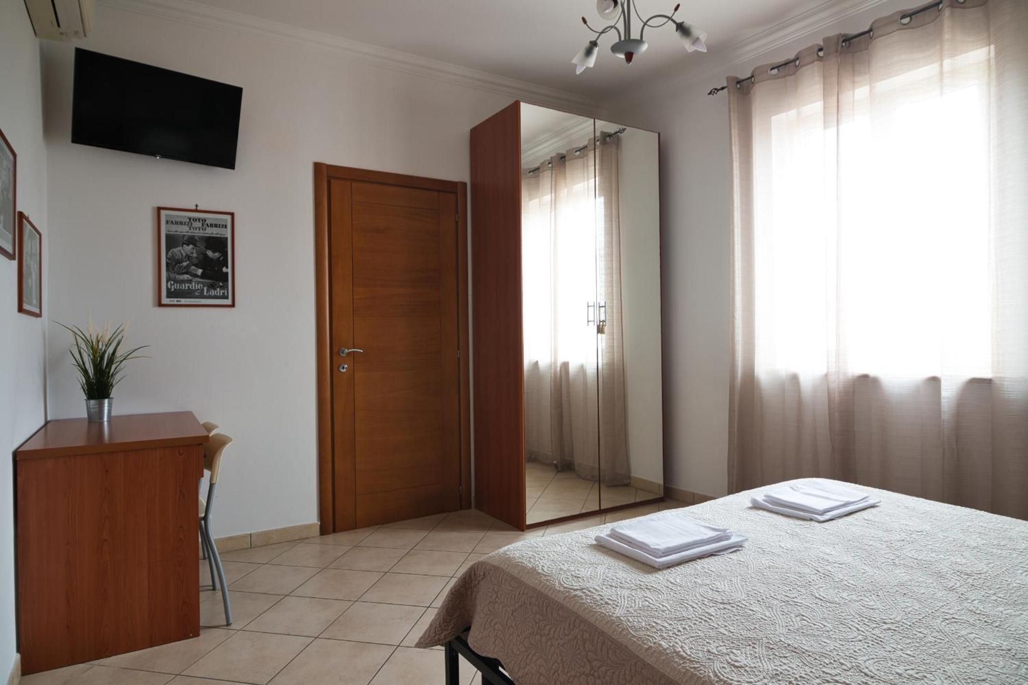 La Casa Degli Artisti 1 Hotell Nettuno Eksteriør bilde